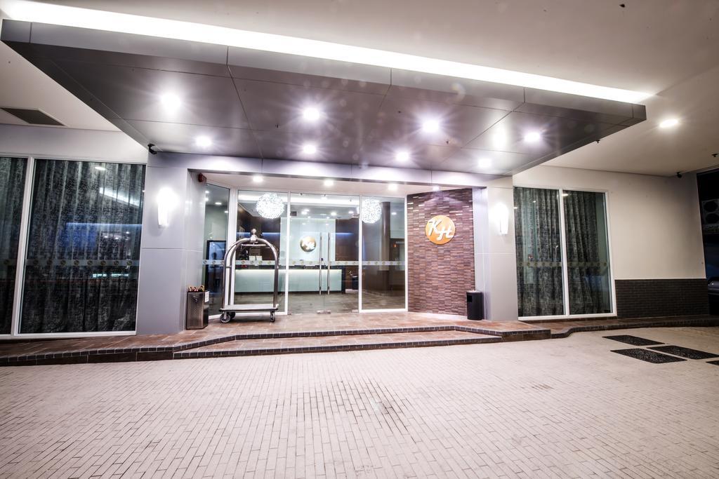 Keoja Hotel Kuala Belait Экстерьер фото