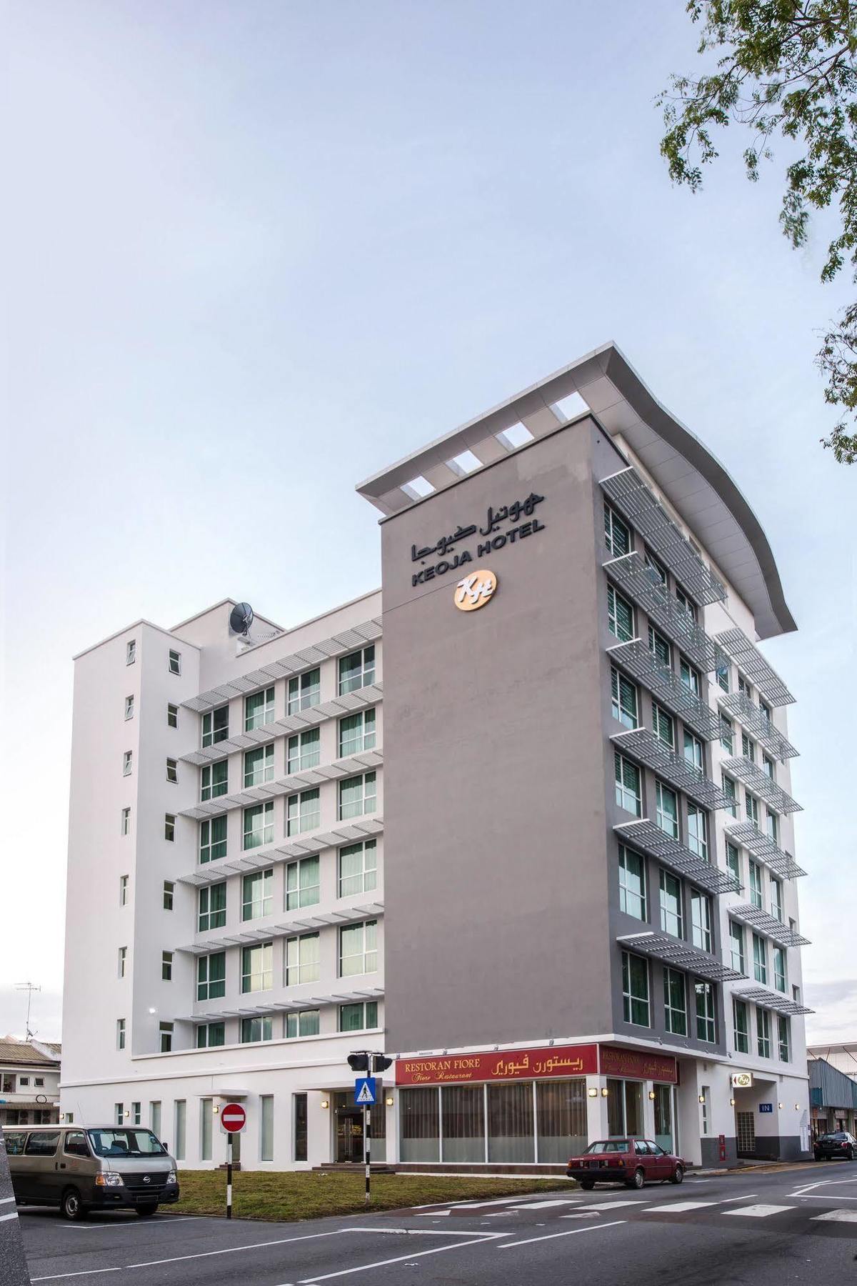 Keoja Hotel Kuala Belait Экстерьер фото