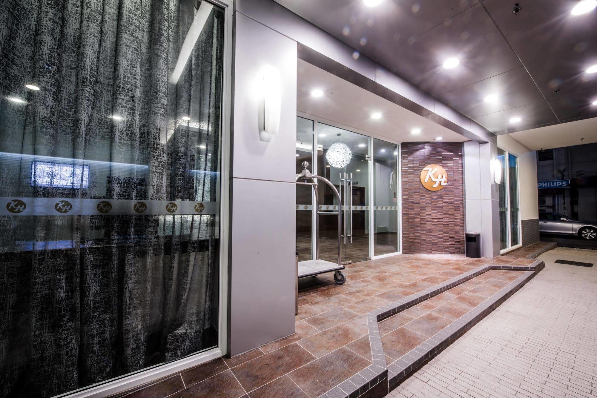 Keoja Hotel Kuala Belait Экстерьер фото